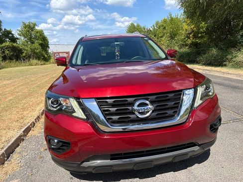 Used 2018 Nissan Pathfinder Platinum AWD/4WD image 4