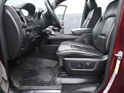 Used 2019 RAM 1500 Limited image 10