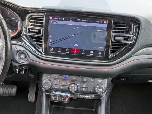 Used 2024 Dodge Durango GT RWD image 20