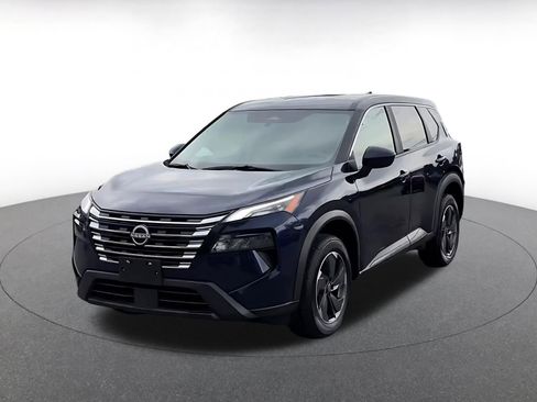 Used 2025 Nissan Rogue SV FWD image 7