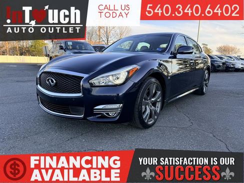 Used 2015 INFINITI Q70 L 5.6 w/ V8 Deluxe Technology Package image 1