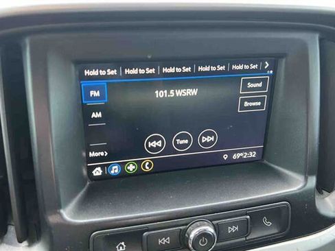 Used 2019 Chevrolet Colorado W/T w/ Custom Special Edition AWD/4WD image 25