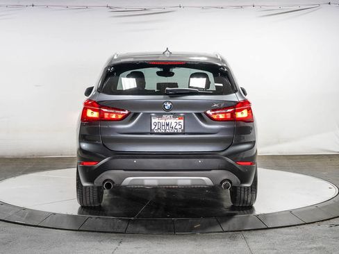 Used 2018 BMW X1 xDrive28i AWD/4WD image 3