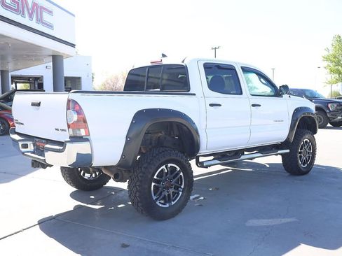 Used 2014 Toyota Tacoma 4x4 Double Cab w/ SR5 Package image 6