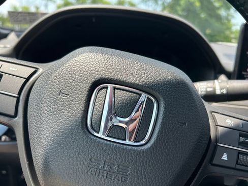Used 2023 Honda Accord Sport image 30