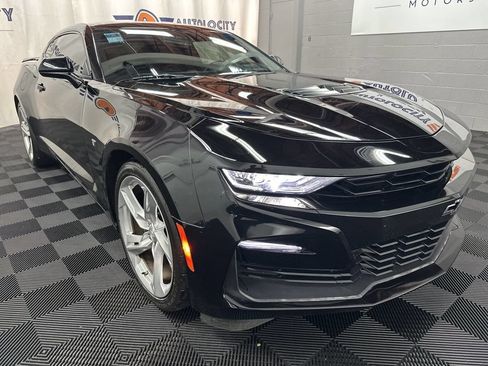 Used 2019 Chevrolet Camaro SS RWD image 3