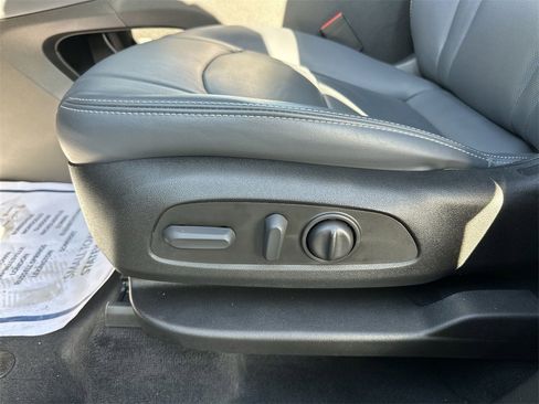 Used 2023 Buick Enclave Essence w/ Experience Buick Package image 12