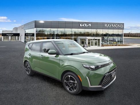 Used 2023 Kia Soul EX FWD image 10