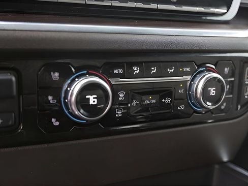 Used 2022 GMC Sierra 1500 SLT RWD image 19