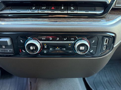 Used 2024 GMC Sierra 2500 SLE w/ SLE Value Package; image 27