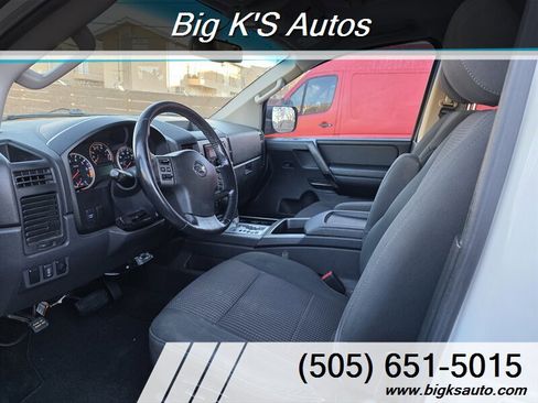 Used 2012 Nissan Titan SV w/ SV Value Truck Pkg image 12