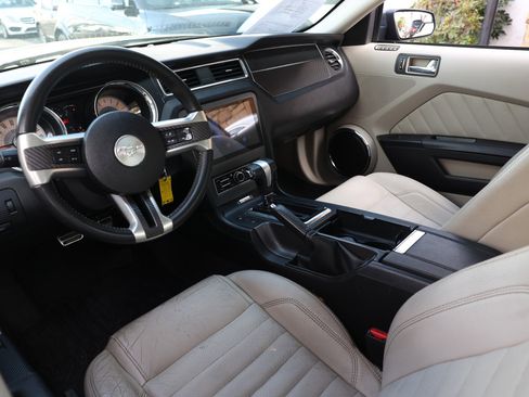 Used 2011 Ford Mustang GT Premium w/ Comfort Pkg image 6