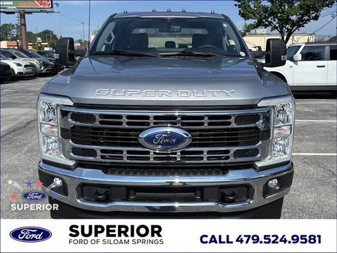 Used 2023 Ford F350 XLT AWD/4WD image 11