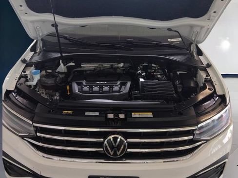 Certified 2024 Volkswagen Tiguan S FWD image 18
