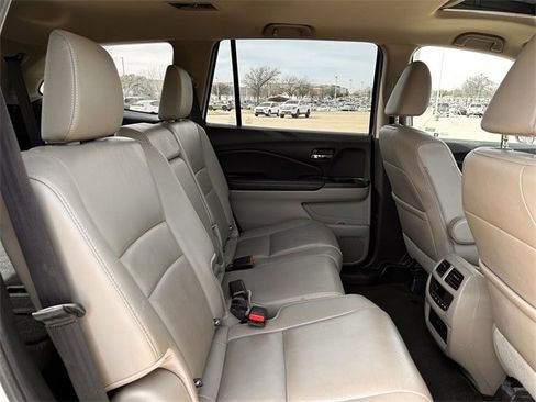 Used 2017 Honda Pilot EX-L image 29