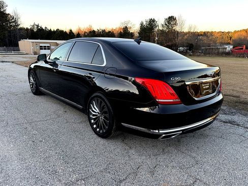 Used 2018 Genesis G90 5.0 Ultimate image 10