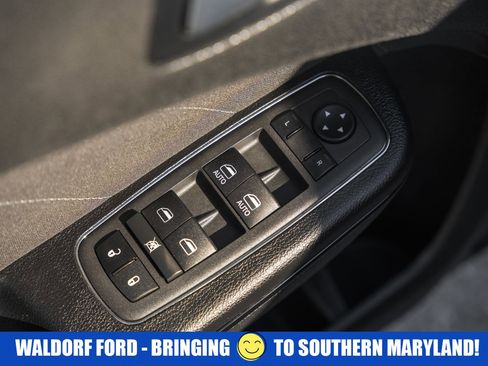 Used 2022 Dodge Charger R/T w/ Blacktop Package image 42