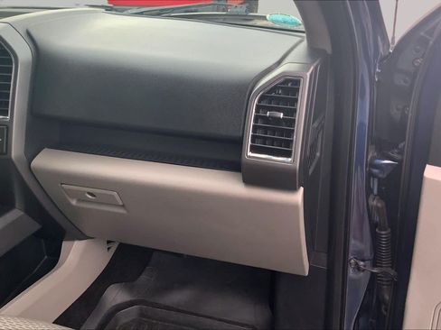 Used 2015 Ford F150 XLT w/ Equipment Group 302A Luxury AWD/4WD image 19