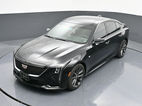 Used 2025 Cadillac CT5 Sport image 36