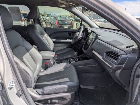 Used 2025 Subaru Forester Limited AWD/4WD image 22