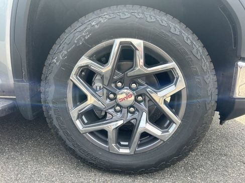 New 2026 GMC Sierra 1500 SLT w/ SLT Premium Package AWD/4WD image 18