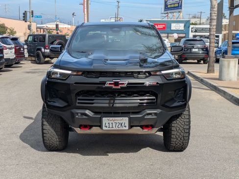 Used 2025 Chevrolet Colorado ZR2 w/ Technology Package image 2