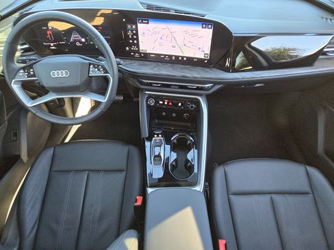 Certified 2025 Audi Q5 Premium Plus w/ Premium Plus image 32