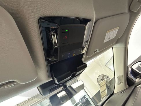 New 2026 Mitsubishi Outlander SE image 35