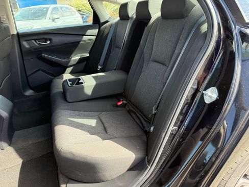 Used 2023 Honda Accord EX image 31