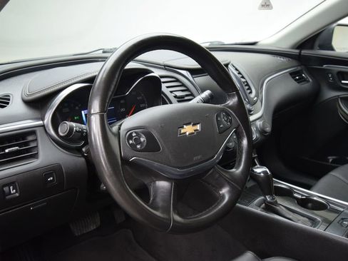 Used 2018 Chevrolet Impala LT image 11
