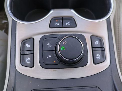 Used 2019 GMC Terrain Denali w/ Advanced Safety Package FWD image 28