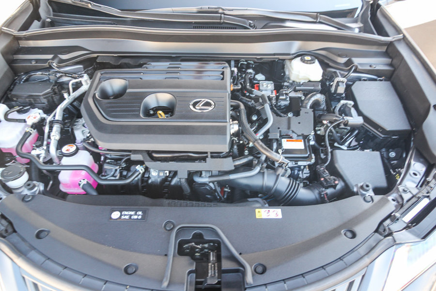 Used 2025 Lexus UX 300h FWD image 27