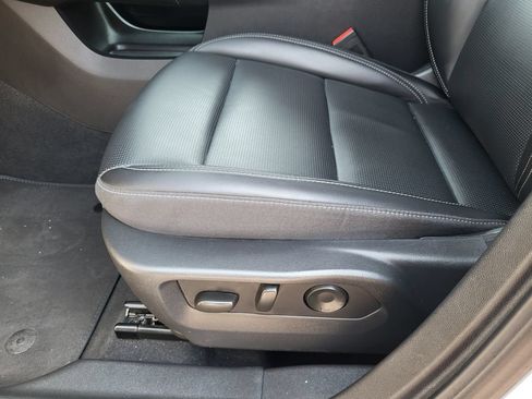 Used 2024 Buick Envision Preferred AWD/4WD image 19