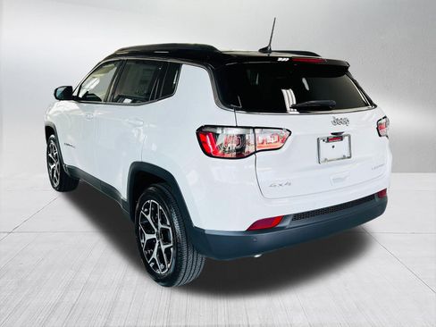 New 2026 Jeep Compass Limited AWD/4WD image 8
