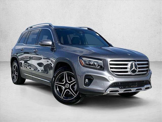 Used 2026 Mercedes-Benz GLB 250 4MATIC image 12