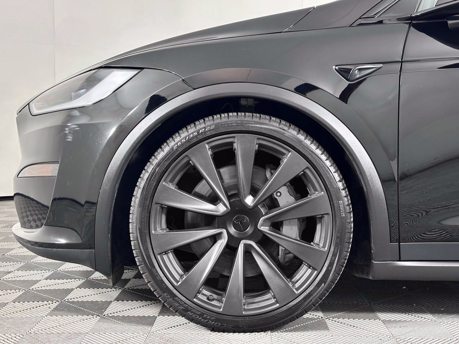 Used 2022 Tesla Model X Plaid AWD/4WD image 8