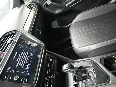 Used 2023 Volkswagen Tiguan SE R-Line FWD image 17