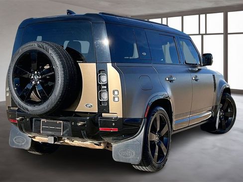 Used 2023 Land Rover Defender 110 X image 2