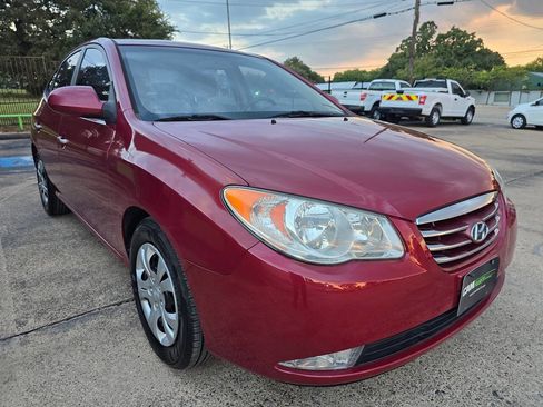 Used 2010 Hyundai Elantra GLS image 3
