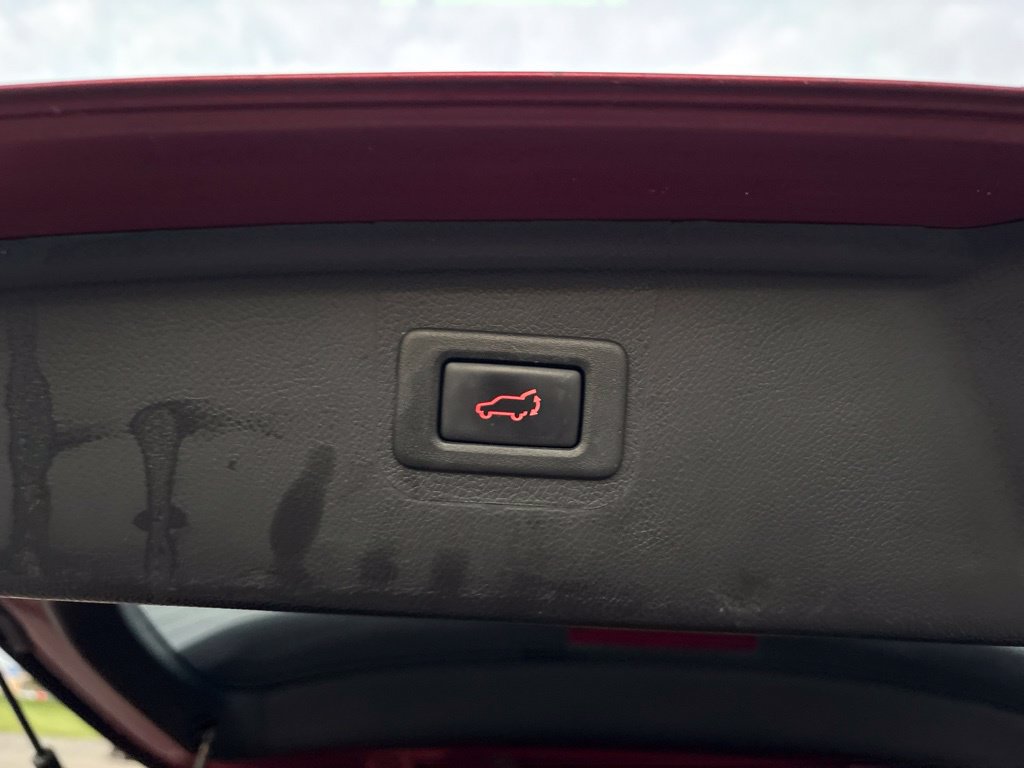 Used 2019 Subaru Outback 2.5i Limited w/ Popular Package #2 AWD/4WD image 11