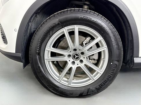 Certified 2025 Mercedes-Benz GLC 300 4MATIC image 32