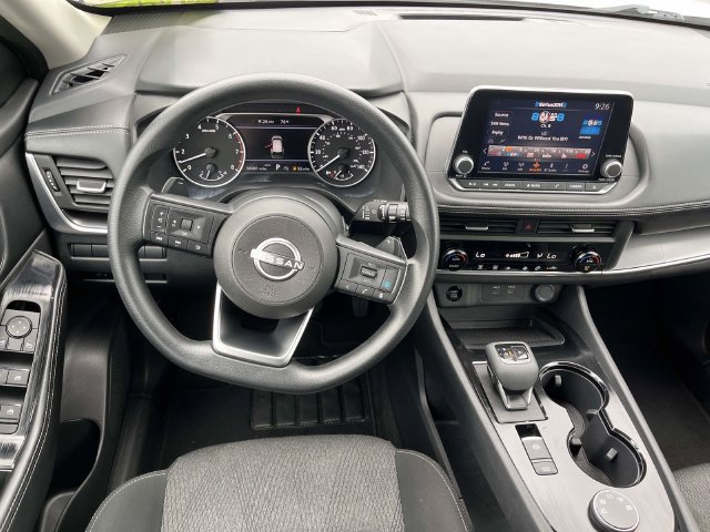 Used 2024 Nissan Rogue SV AWD/4WD image 13