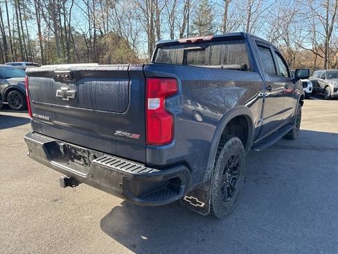 Used 2022 Chevrolet Silverado 1500 ZR2 w/ Technology Package image 5