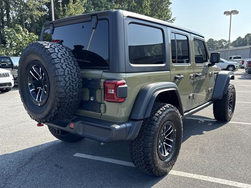 New 2025 Jeep Wrangler Rubicon w/ XTREMEE 35" Tire Package image 6