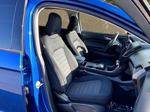 Certified 2022 Ford Edge SE w/ Black Appearance Package image 31