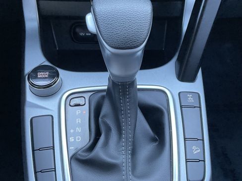 Used 2024 Kia Seltos LX AWD/4WD image 18