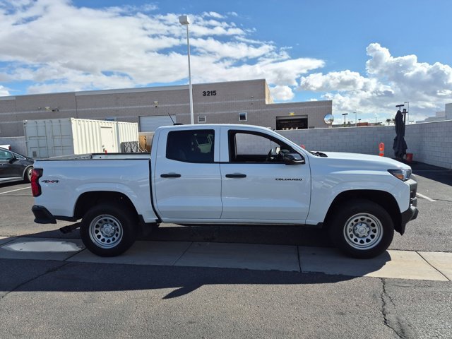 Used 2024 Chevrolet Colorado W/T w/ Safety Package AWD/4WD image 4