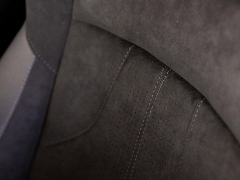 New 2026 Aston Martin V8 Vantage Coupe image 31