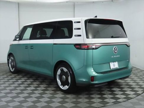 New 2025 Volkswagen ID. Buzz Pro S Plus image 7