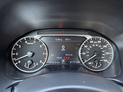 Certified 2024 Nissan Altima 2.5 SV FWD image 13